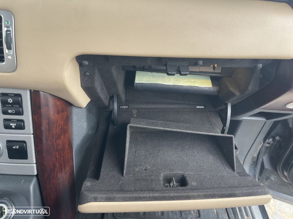 Land Rover Range Rover V8 Vogue - 15