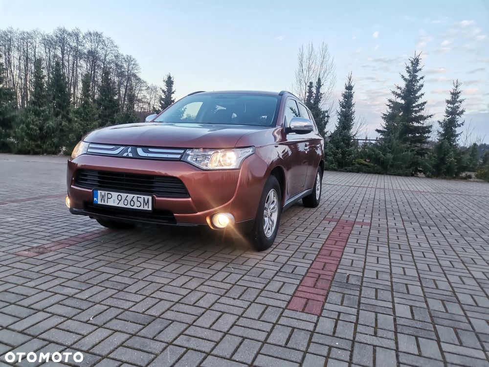 Mitsubishi Outlander 2.0 Intense 2WD - 1