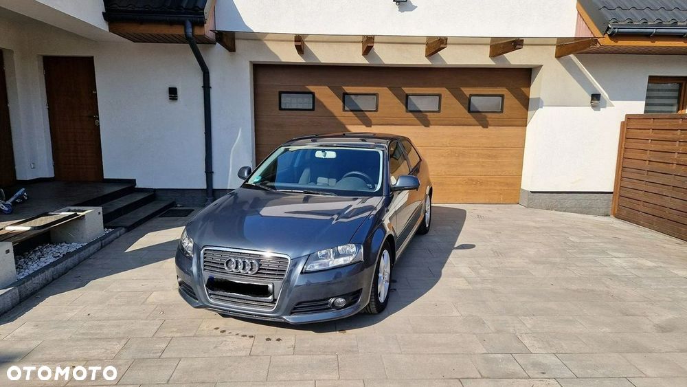 Audi A3 3-drzwiowe 1.6 TDI Attraction - 1