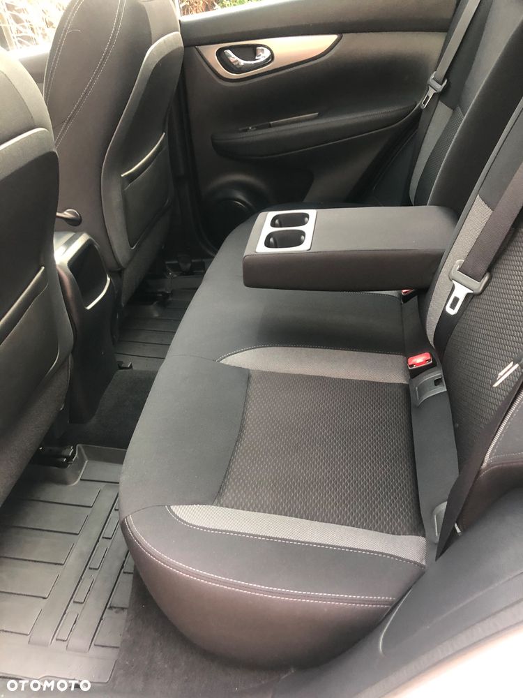 Nissan Qashqai - 15
