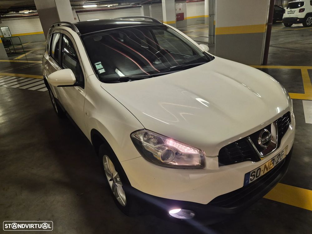 Nissan Qashqai +2 1.5 dCi Tekna Premium 17 - 10