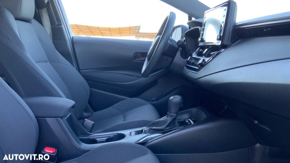 Toyota Corolla 1.8 HSD Eco - 13