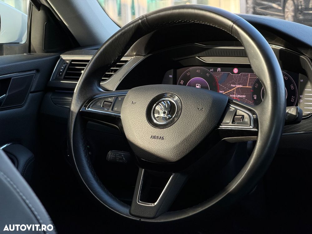 Skoda Superb 1.6 TDI DSG Style - 6