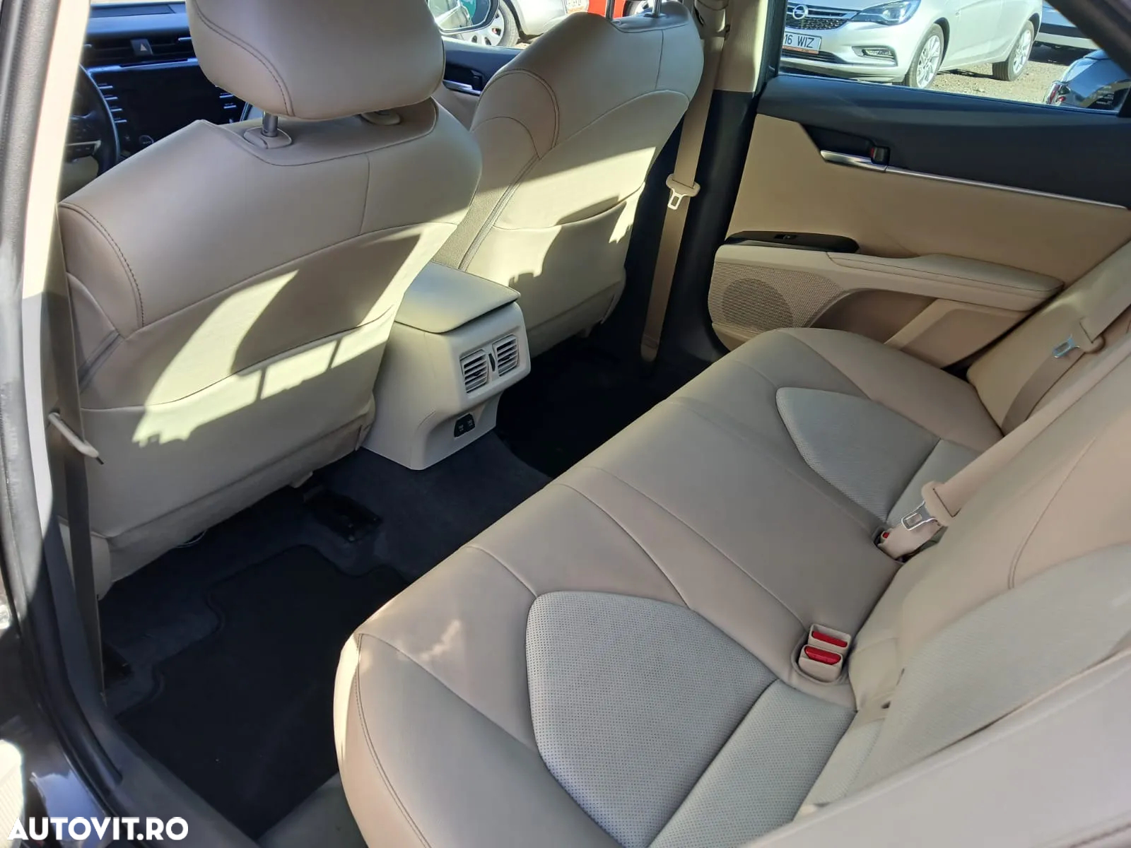 Toyota Camry 2.5 Hybrid Dynamic - 7