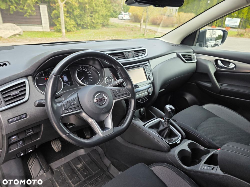 Nissan Qashqai 1.6 DCi N-Connecta - 12