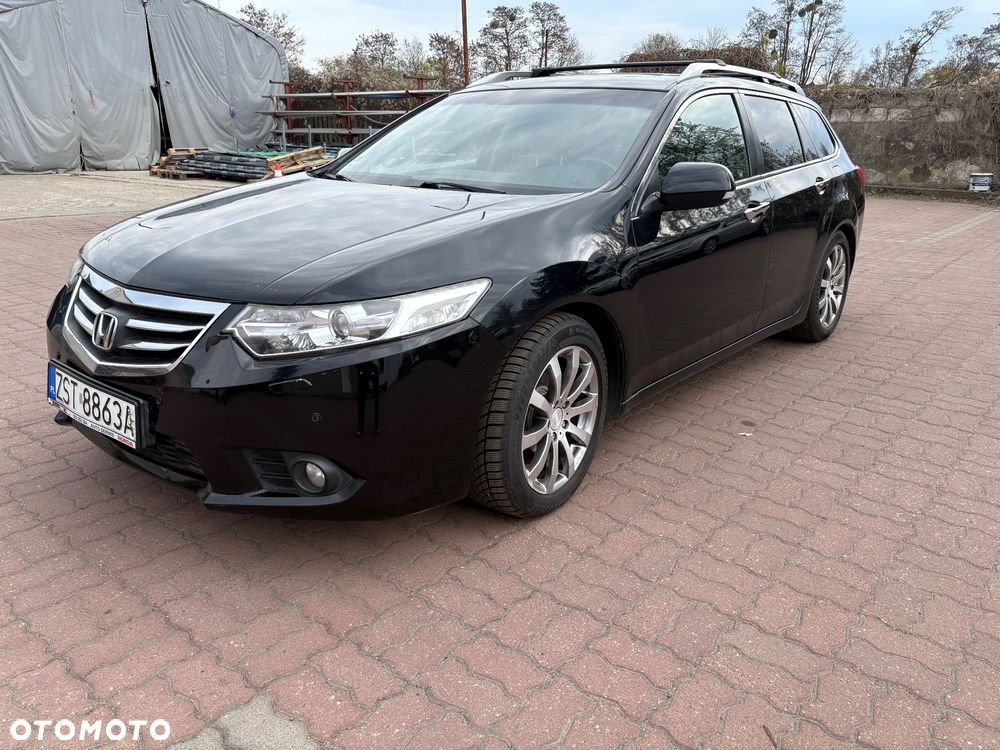 Honda Accord 2.2d Executive Nav - 1