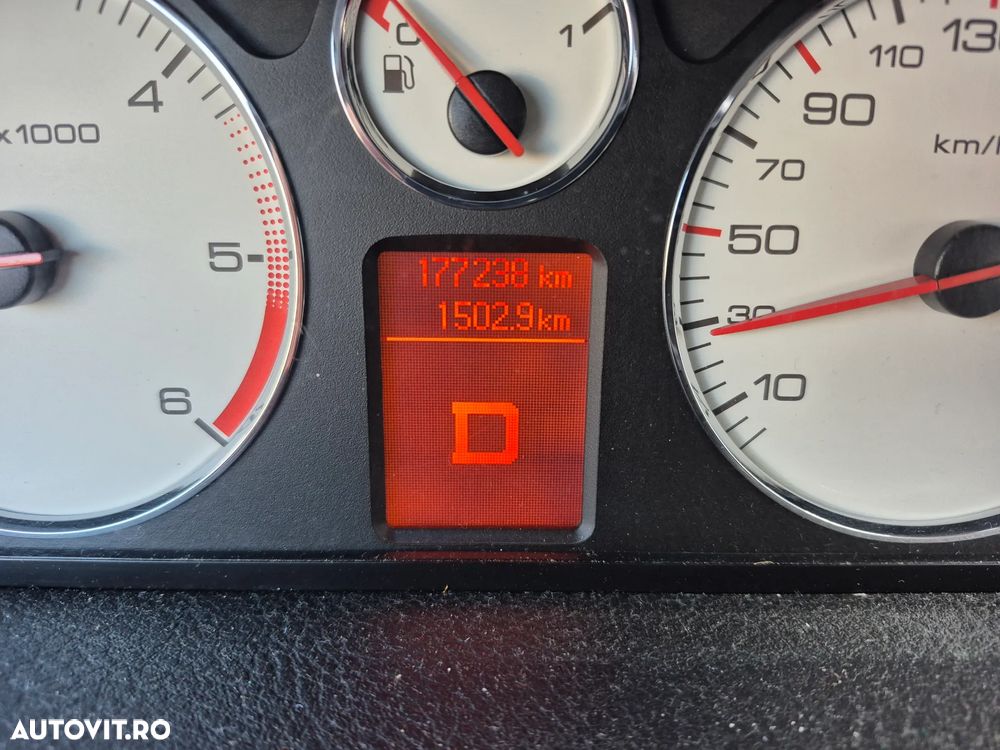 Peugeot 407 HDi 135 Automatik Sport - 6