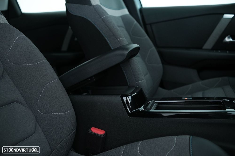 Citroën C4 1.2 PureTech Plus EAT8 - 22