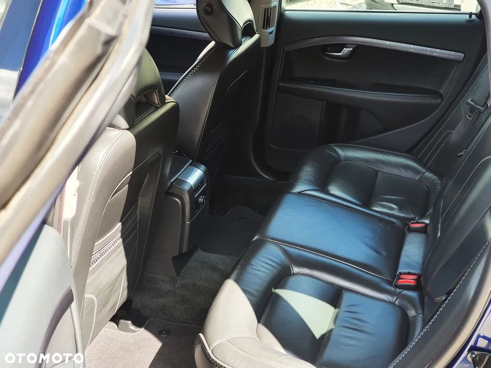 Volvo XC 70 D5 AWD Ocean Race - 22