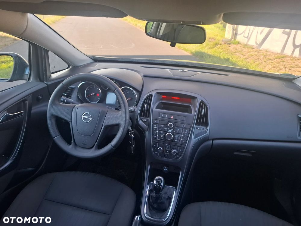 Opel Astra - 14