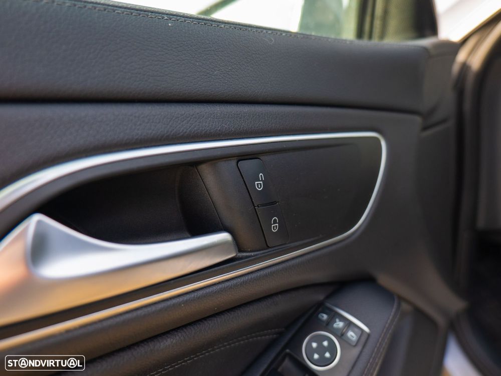 Mercedes-Benz CLA 220 d 7G-DCT AMG Line - 13