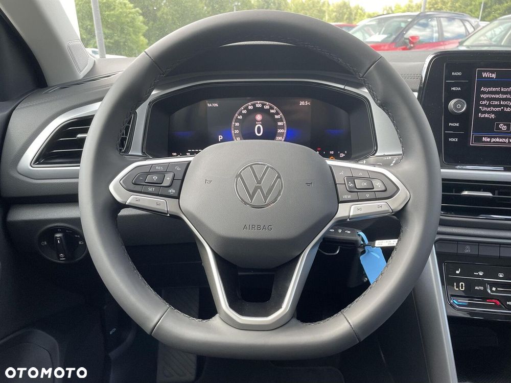 Volkswagen T-Roc - 12