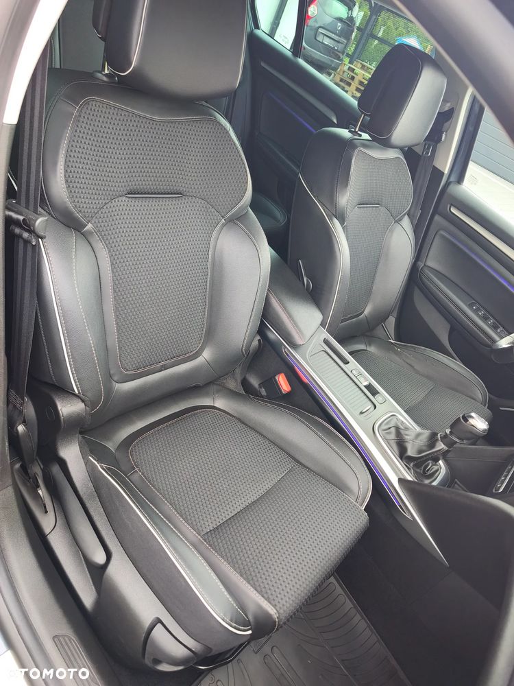 Renault Megane TCe 140 GPF BOSE EDITION - 19