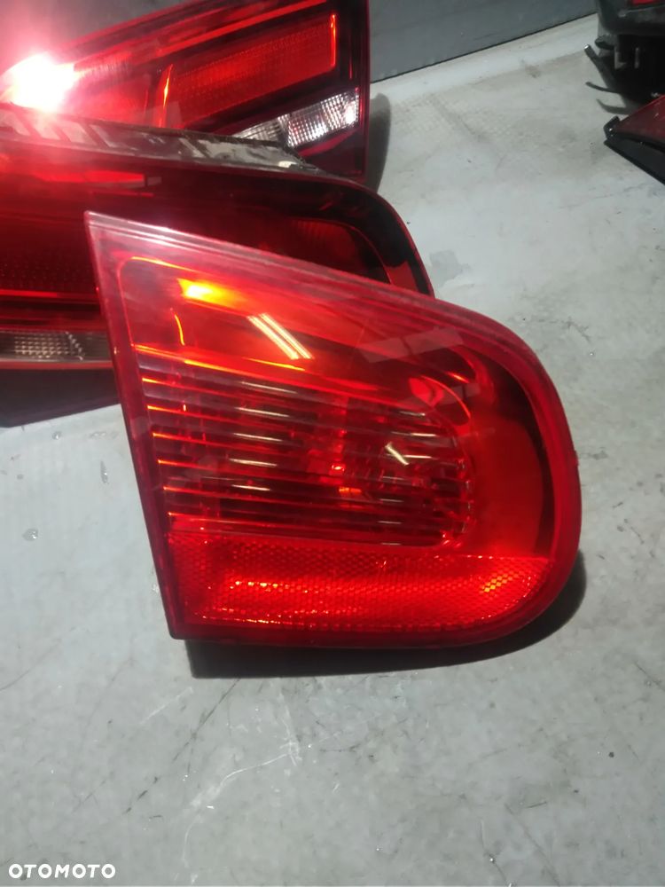 Lampa tylna lewa Eos 1Q0945093 - 1