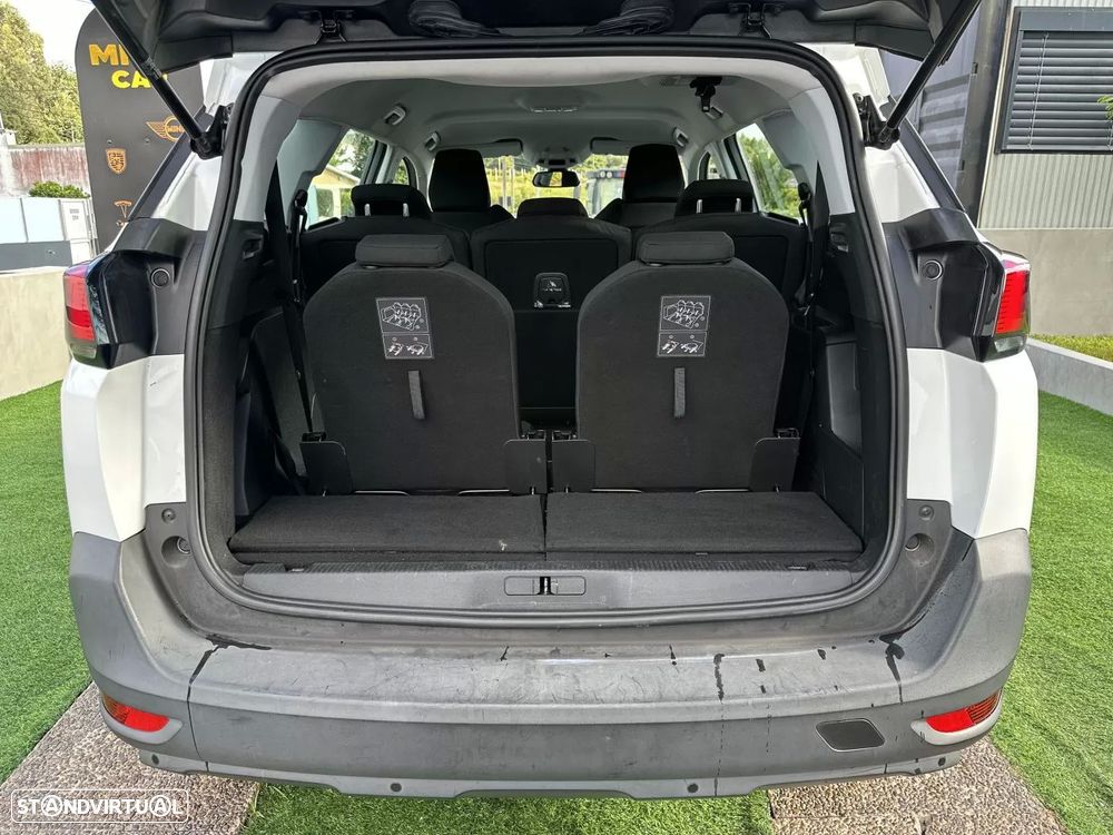 Peugeot 5008 1.2 PureTech Allure Pack - 29