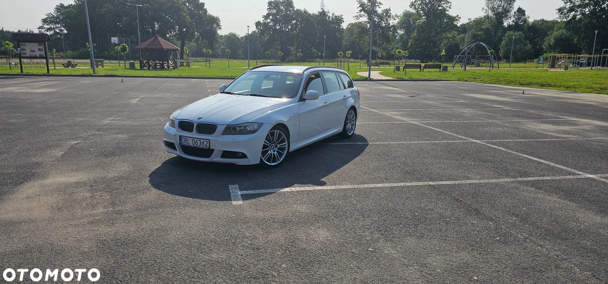 BMW Seria 3 318d Touring Sport Line - 1