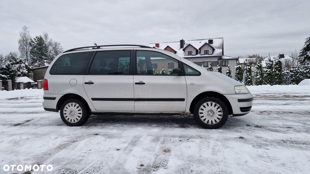 Volkswagen Sharan 1.9 TDI Family - 11