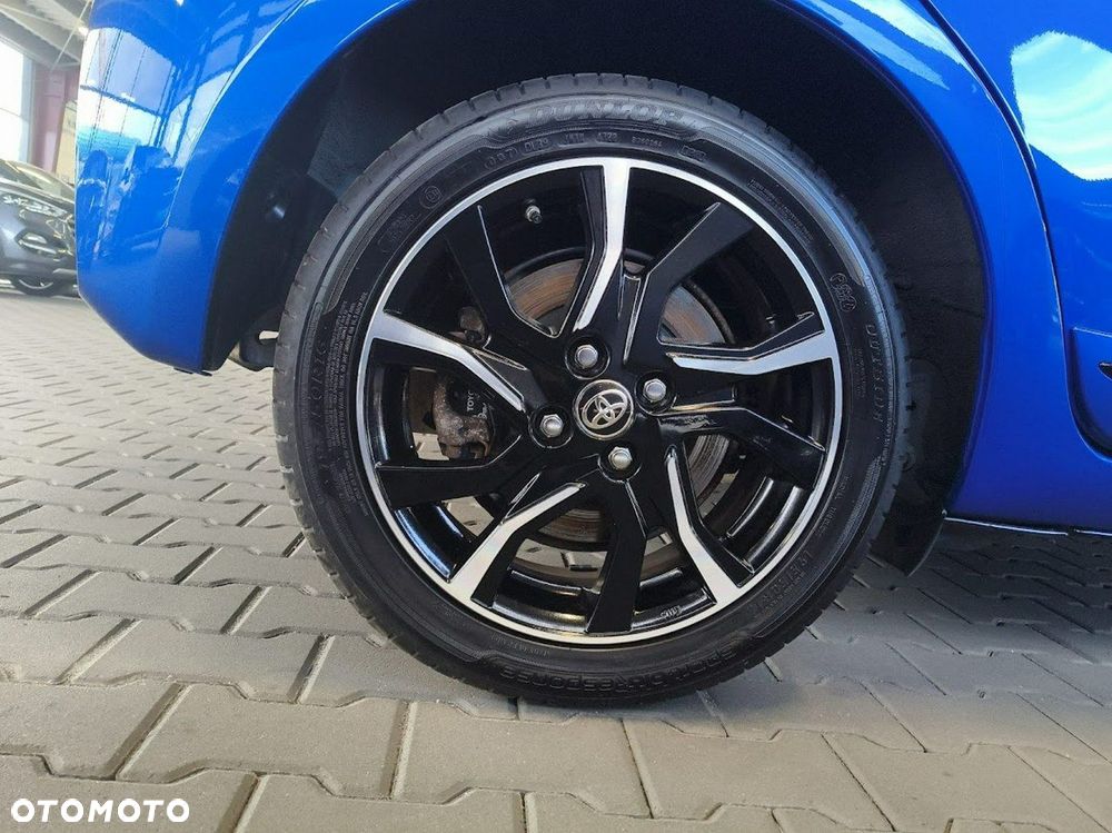 Toyota Yaris Hybrid 1.5 VVT-i Style Selection - 8
