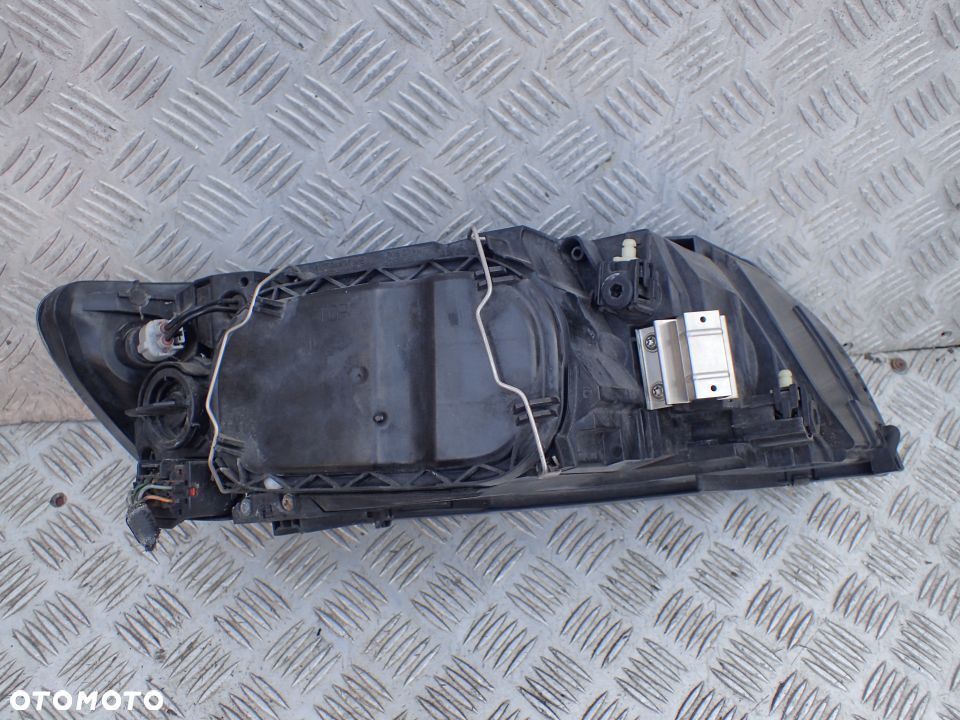 LAMPA SOCZEWKA LEWY PRZÓD VOLVO V50 S40 II 30678912 RADOM - 4