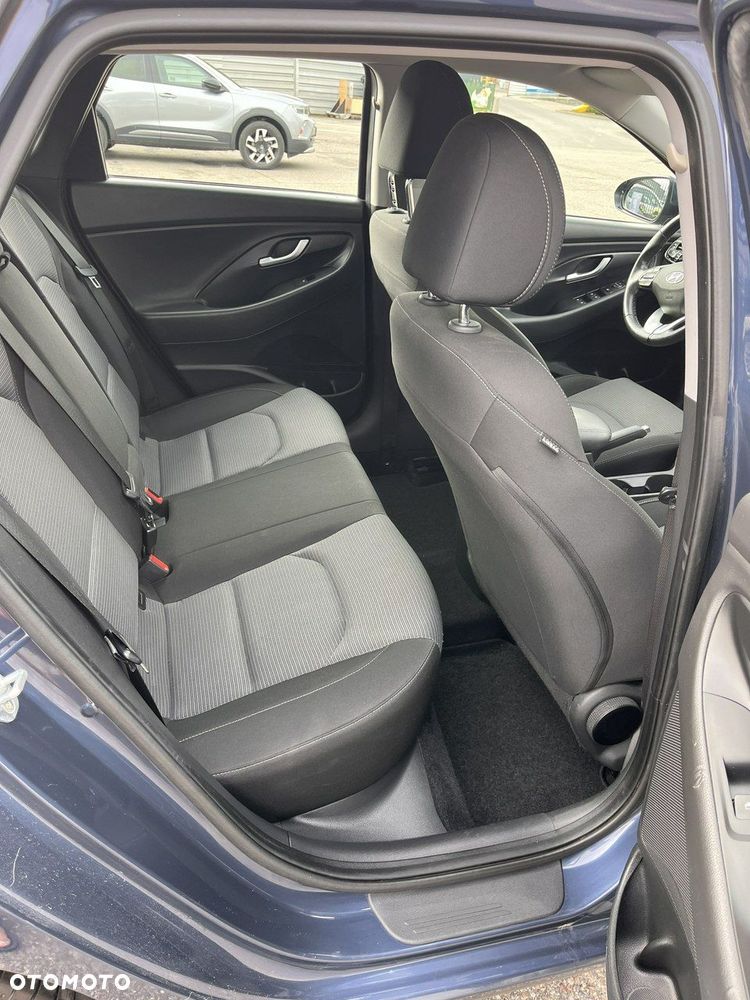 Hyundai i30 1.6 CRDi BlueDrive Go - 13