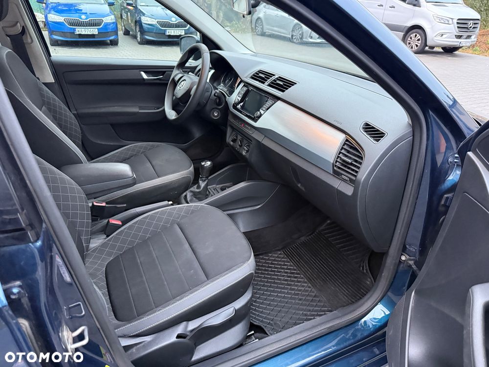 Skoda Fabia 1.0 Ambition - 11