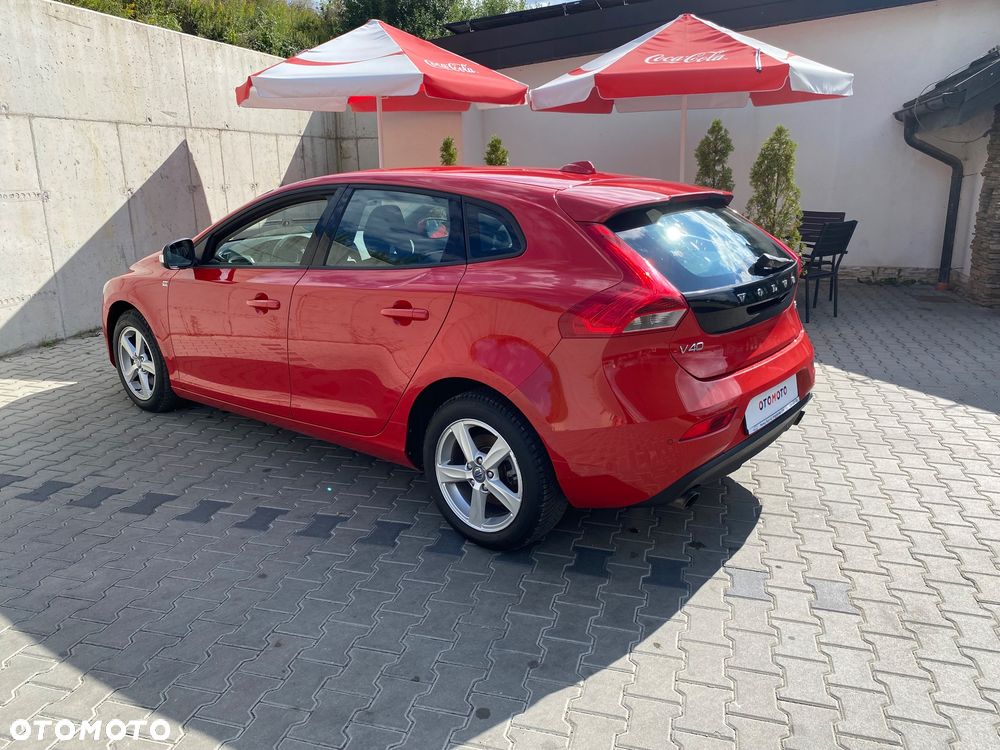Volvo V40 T2 Kinetic - 8