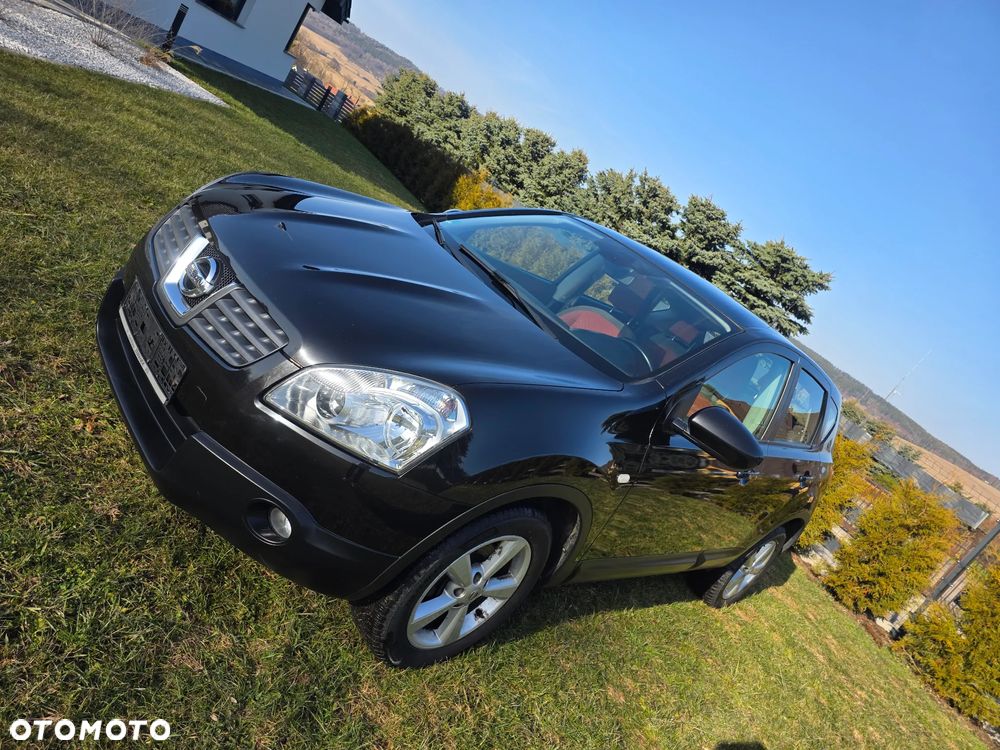 Nissan Qashqai 2.0 dCi DPF acenta - 1