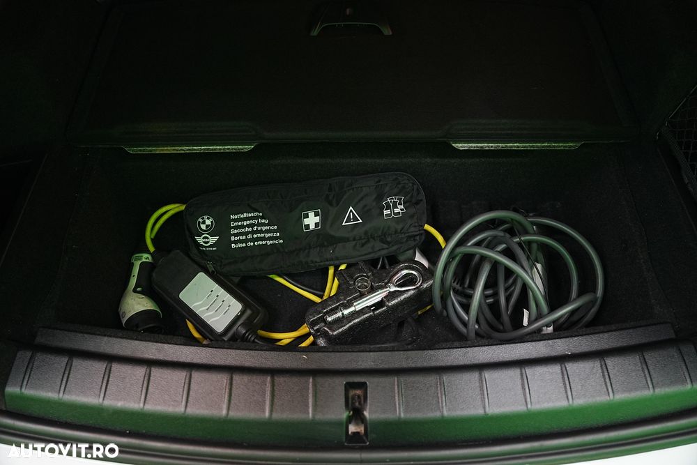 BMW X1 xDrive25e Advantage - 8