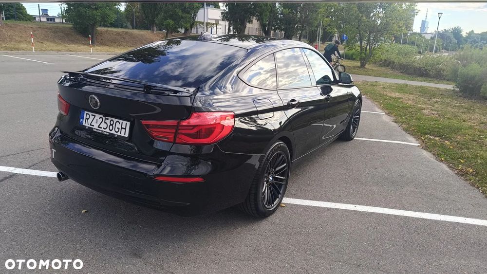 BMW 3GT 318d - 15