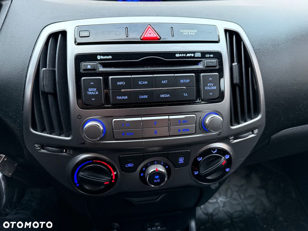 Hyundai i20 1.25 Style - 11