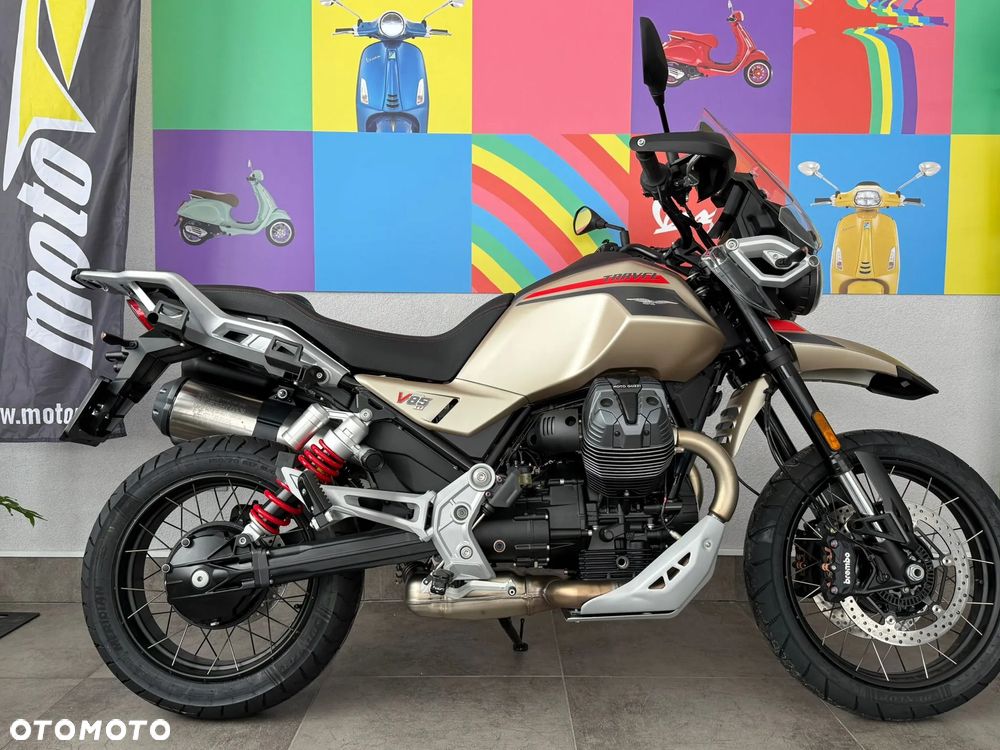 Moto Guzzi V85 - 2