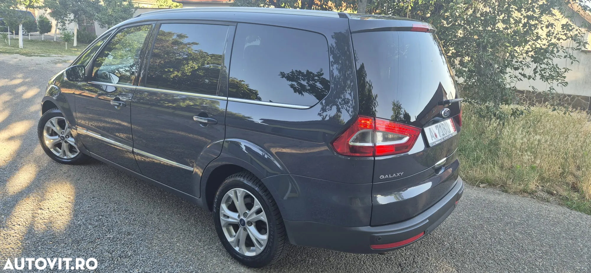 Ford Galaxy - 4