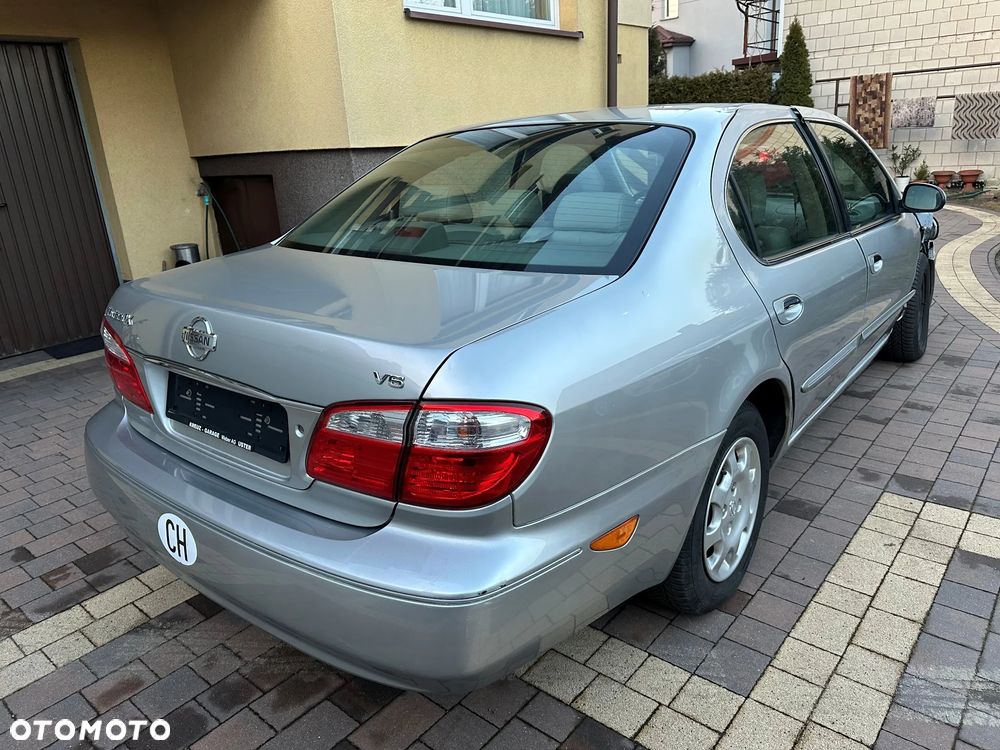 Nissan Maxima - 12