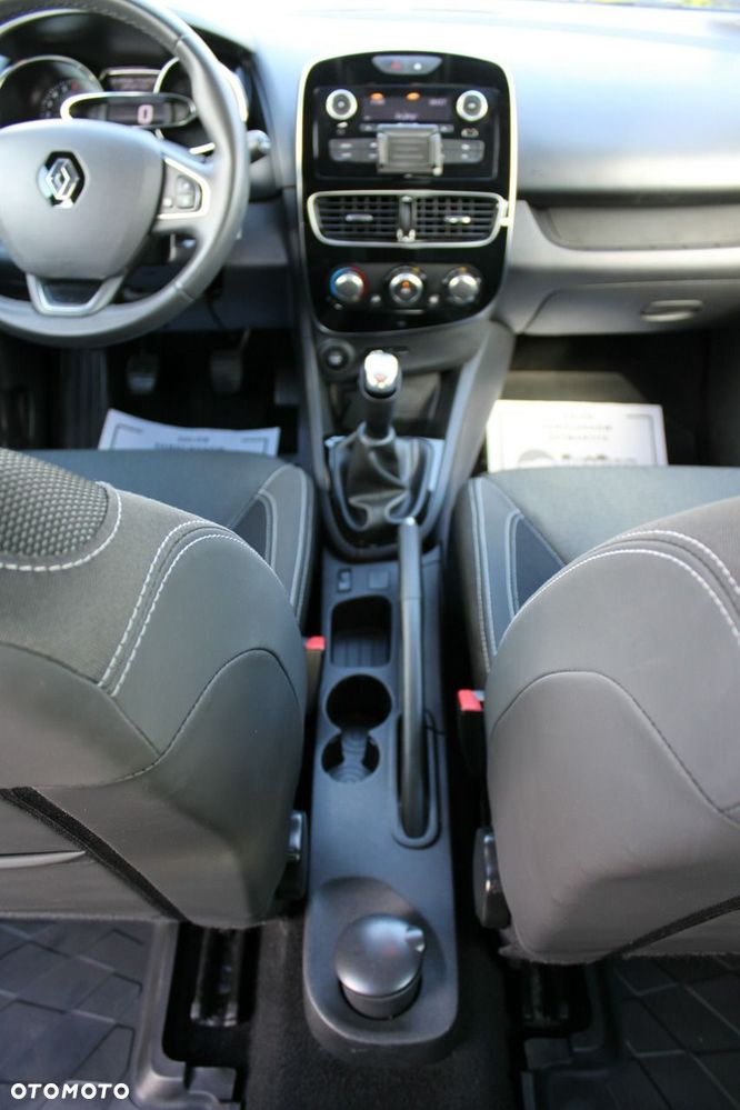 Renault Clio 1.2 16V Life - 15