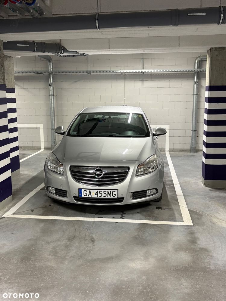 Opel Insignia 1.8 - 2