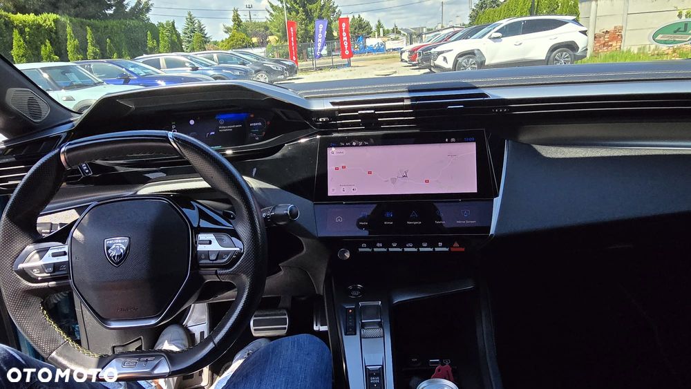Peugeot 408 1.6 Plug-In Hybrid 225 GT EAT8 - 10