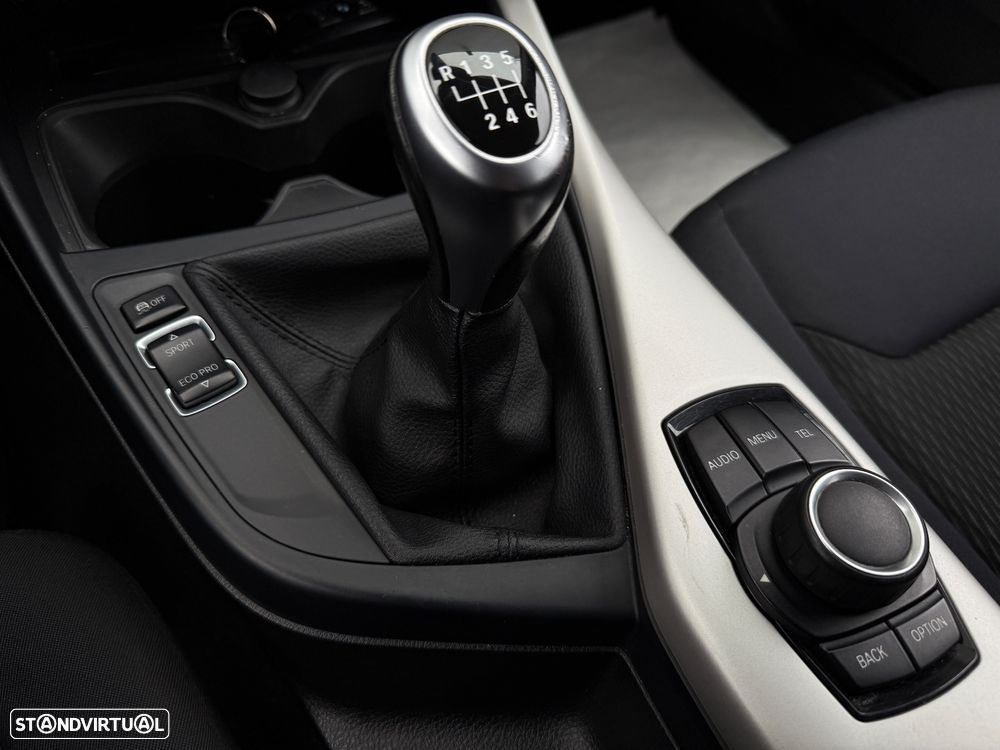 BMW 116 d EfficientDynamics Edition Sport Line - 9