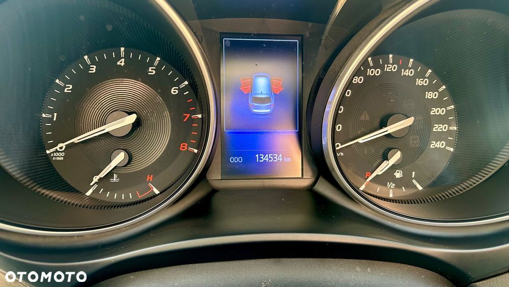 Toyota Avensis 2.0 Premium MS - 13