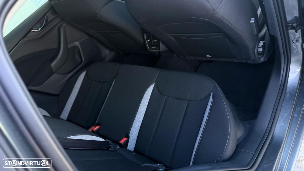Skoda Scala 1.0 TSI Selection DSG - 31