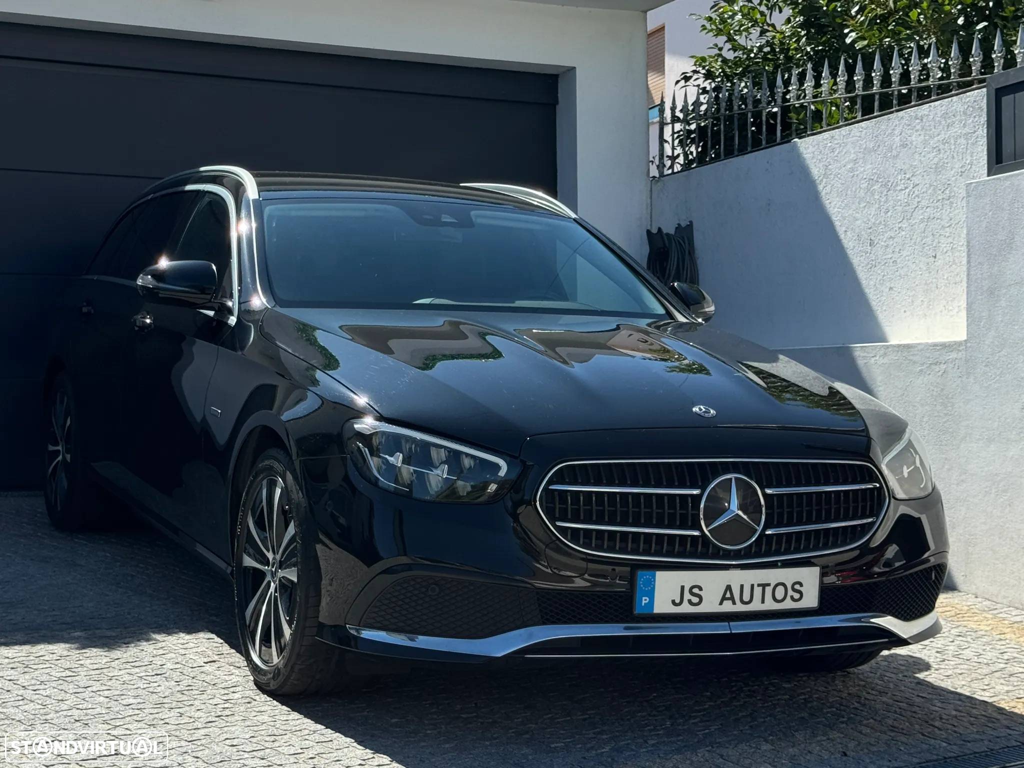 Mercedes-Benz E 300 e Avantgarde - 2