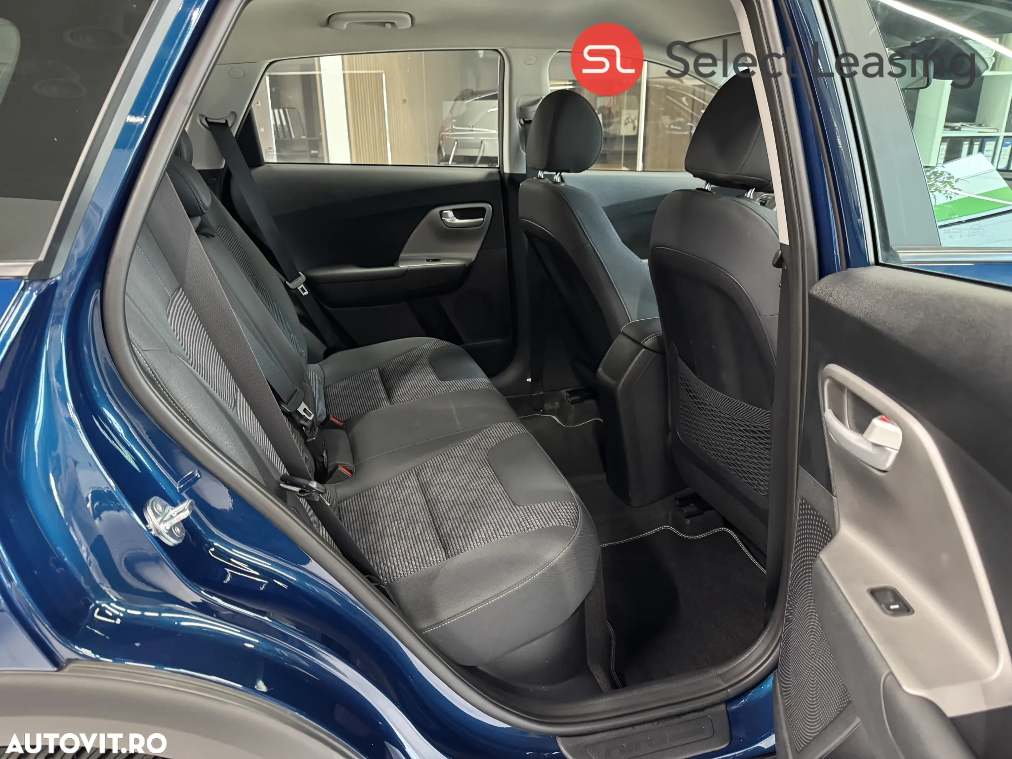 Kia Niro 1.6 GDI HEV 2WD OPF Aut. Edition 7 - 8