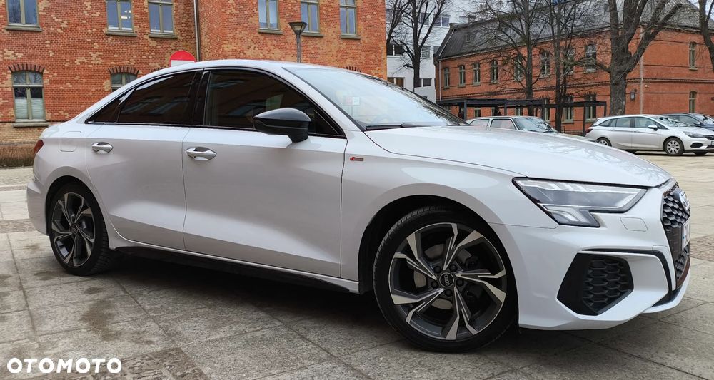 Audi A3 Limousine - 1