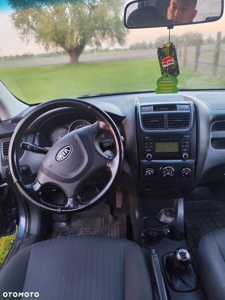 Kia Sportage - 11