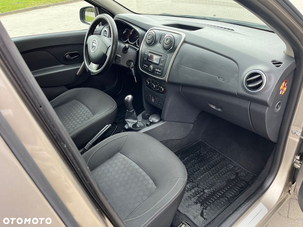 Dacia Logan 1.2 16V Ambiance - 10