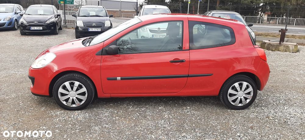 Renault Clio - 21