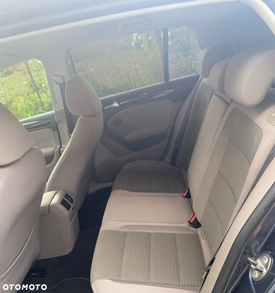 Volkswagen Golf - 13