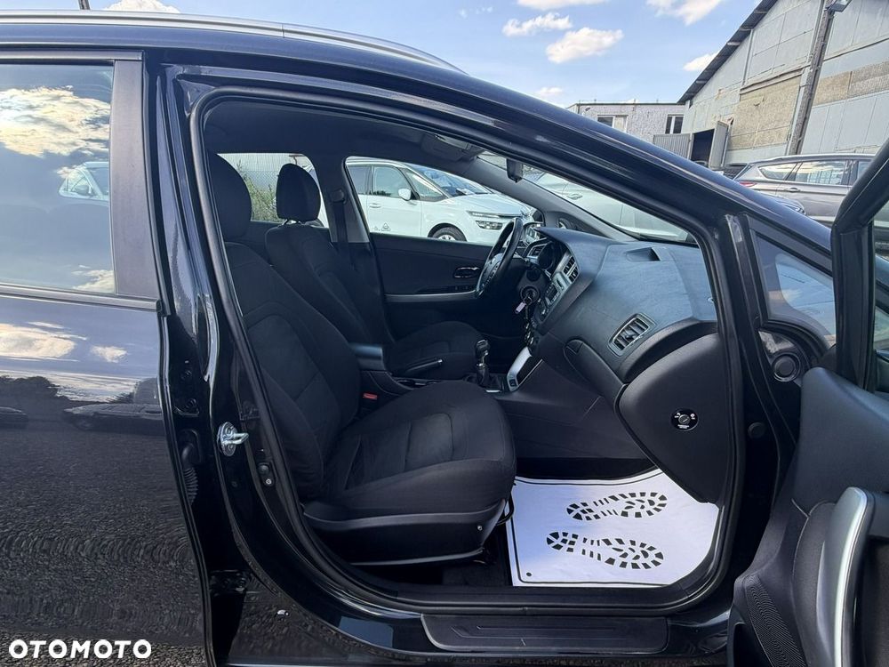 Kia Ceed - 8