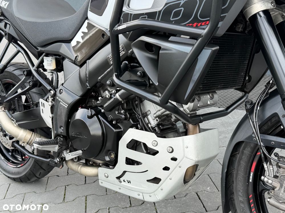 Suzuki V-STROM - 17