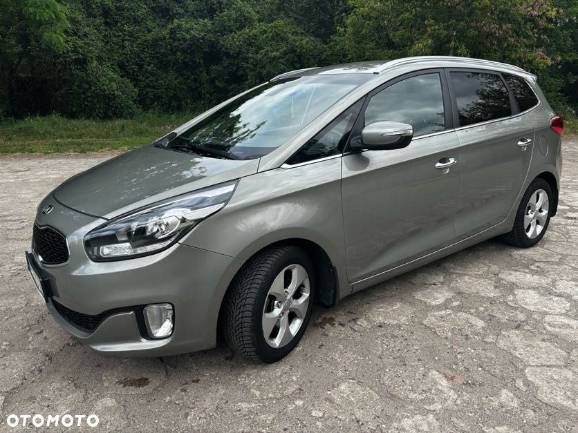 Kia Carens 1.6 GDI L - 15
