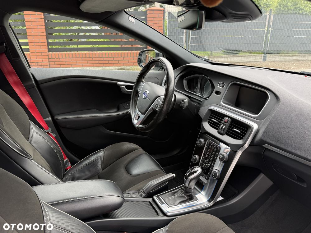 Volvo V40 - 14